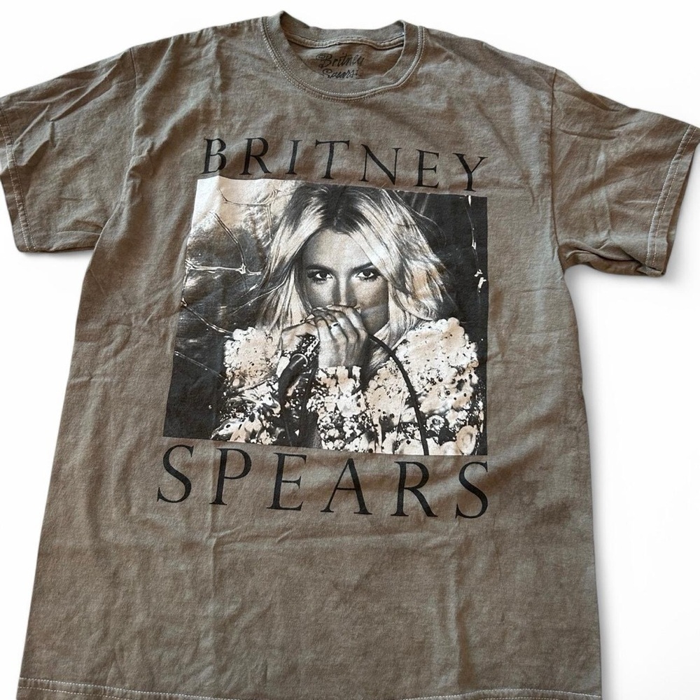 Britney Spears Tee – Light Olive Green – Great Condition! Size M
